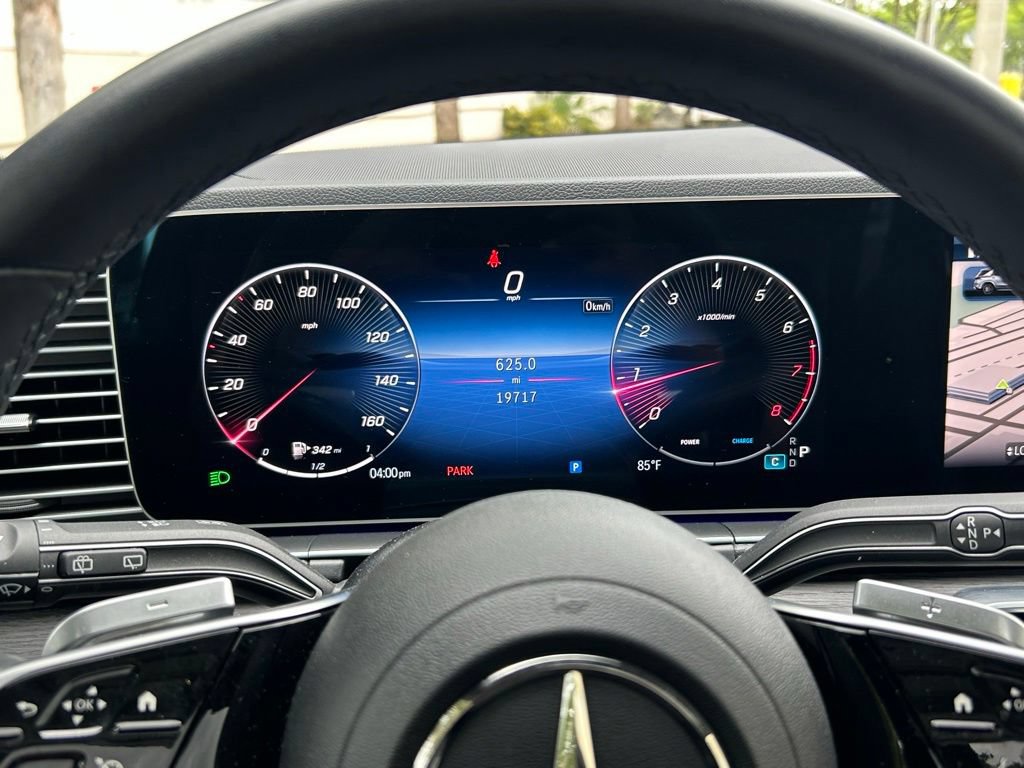 Used 2025 Mercedes-Benz GLE 350 4MATIC image 21