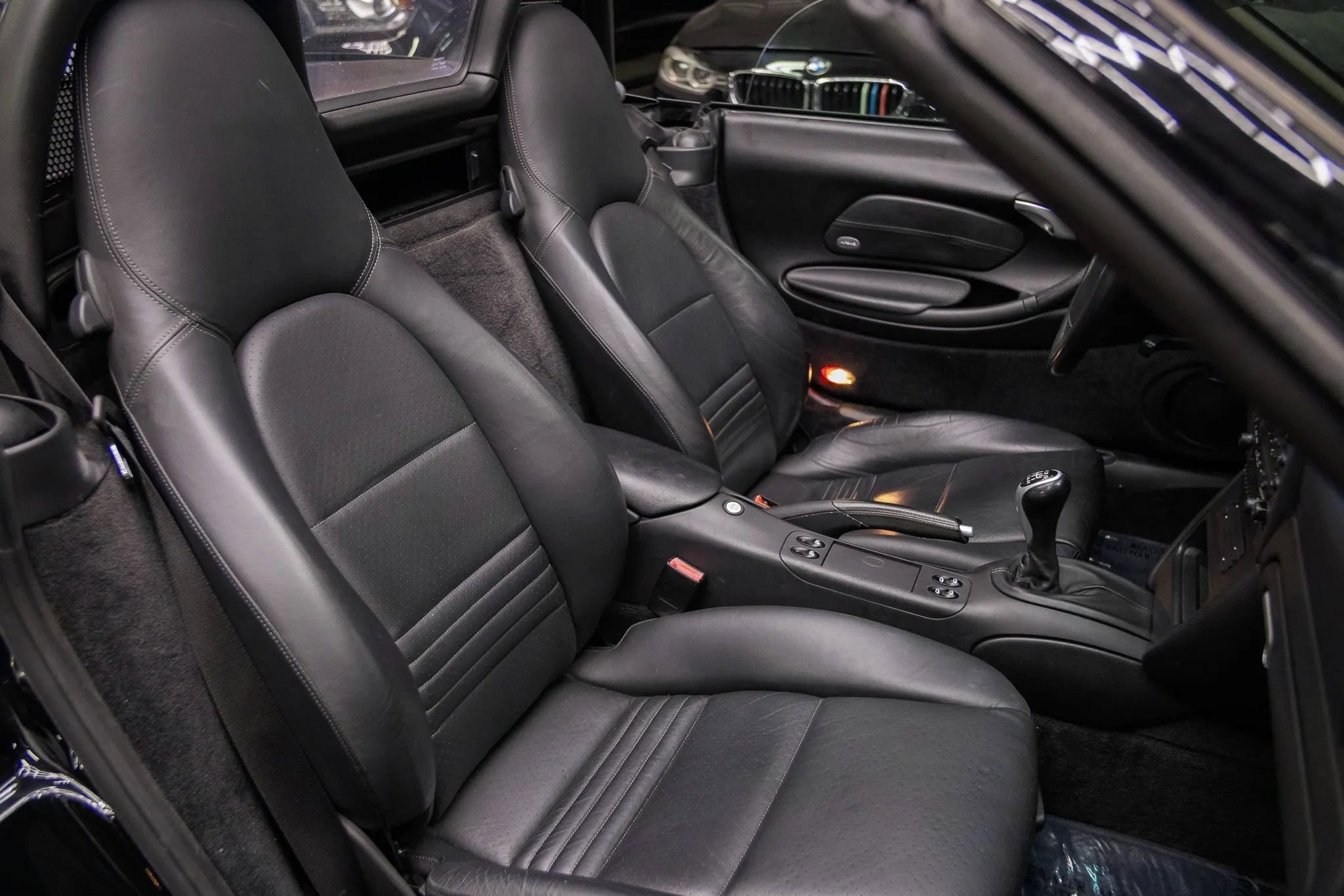 Used 2004 Porsche Boxster image 28