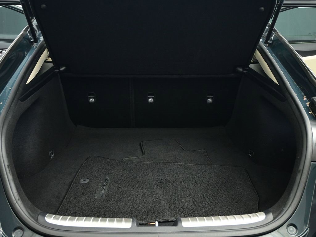 Certified 2022 Kia Stinger GT1 image 32