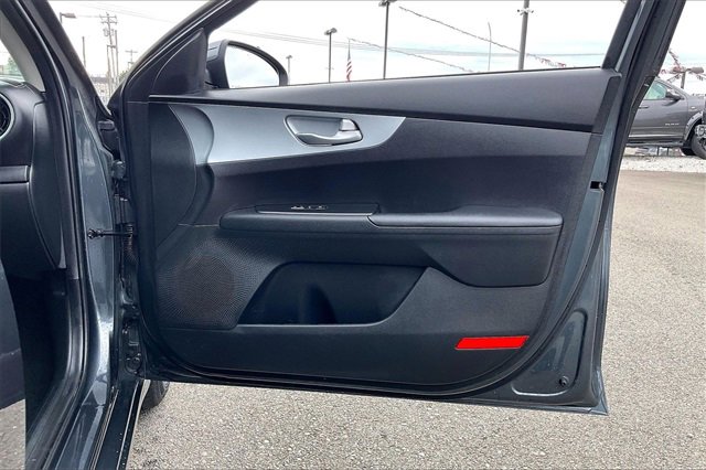 Used 2023 Kia Forte LXS image 24