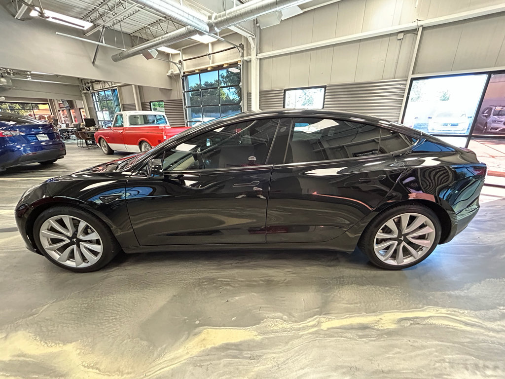 Used 2018 Tesla Model 3 Long Range AWD/4WD image 32