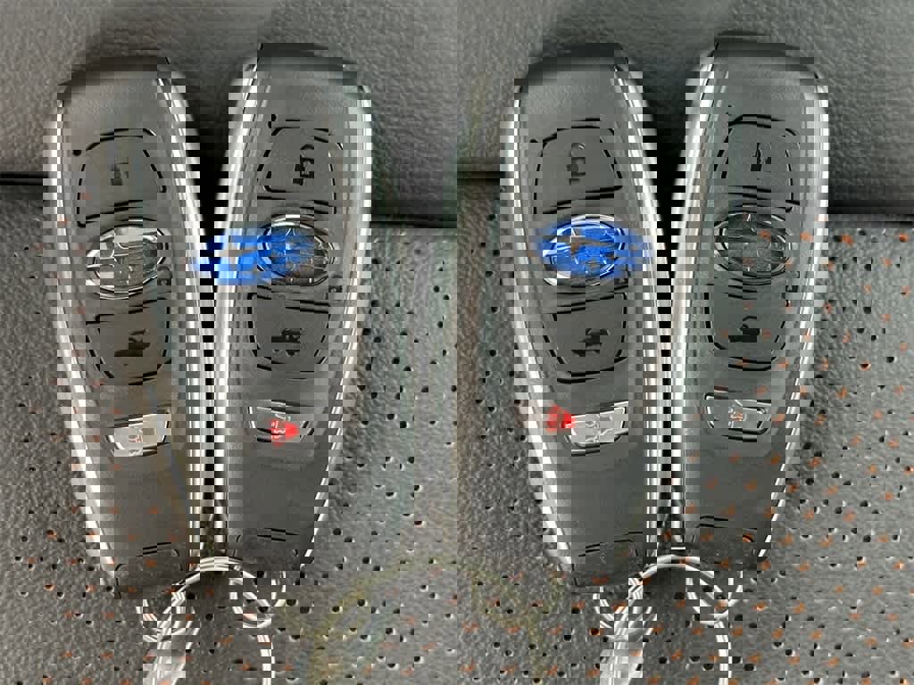 New 2025 Subaru Crosstrek 2.5i Limited w/ Crosstrek Mirror Package image 21