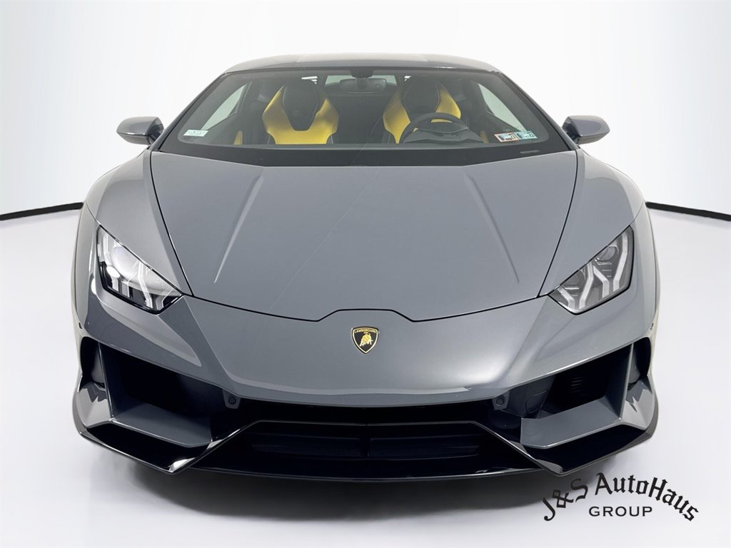 Used 2020 Lamborghini Huracan EVO AWD/4WD image 2