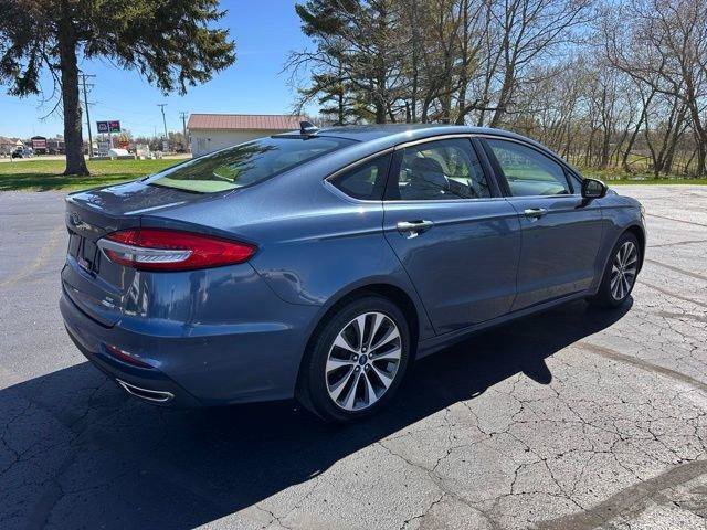 Used 2019 Ford Fusion SE AWD/4WD image 5