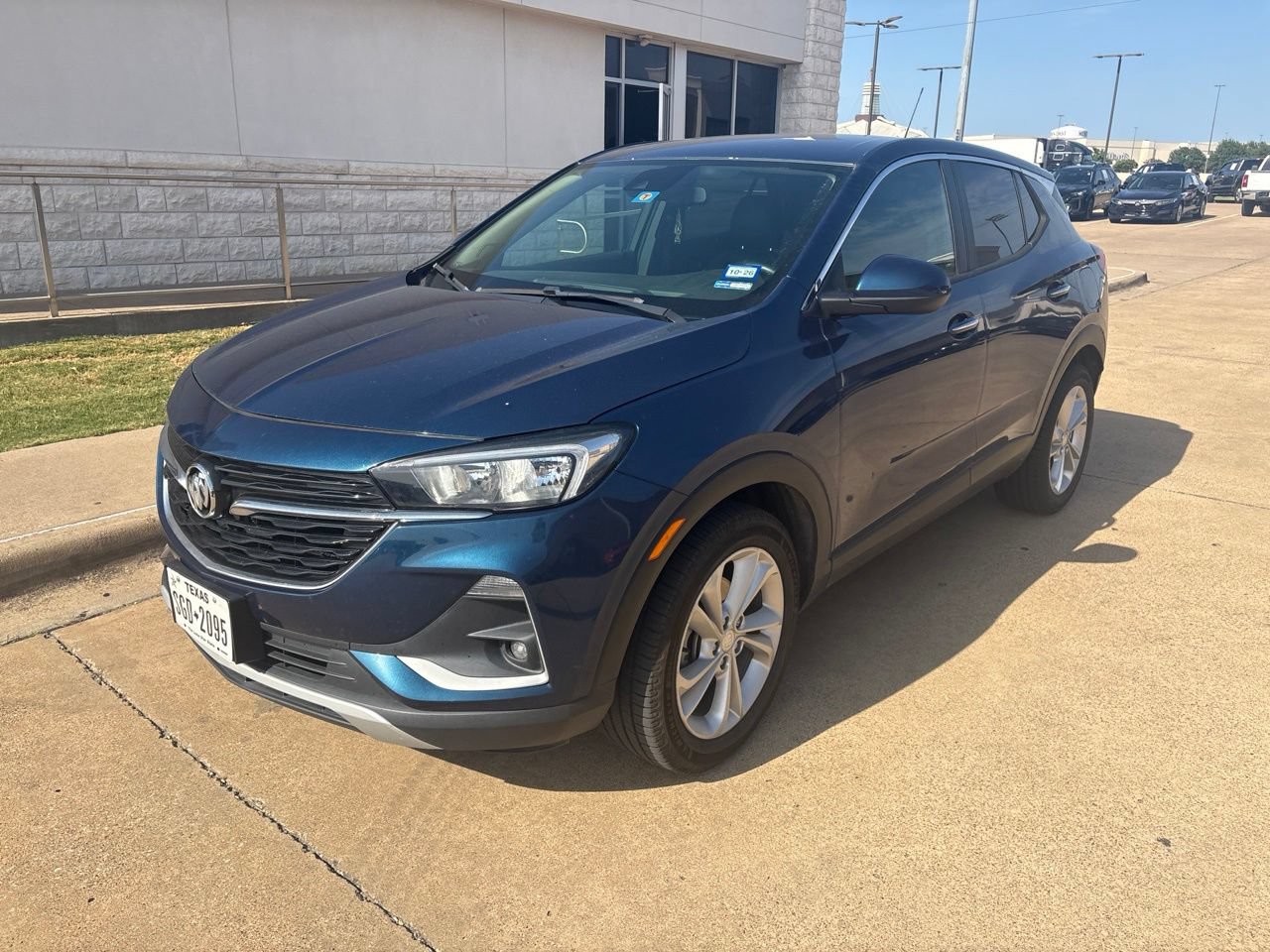 Used 2021 Buick Encore GX Preferred FWD image 1