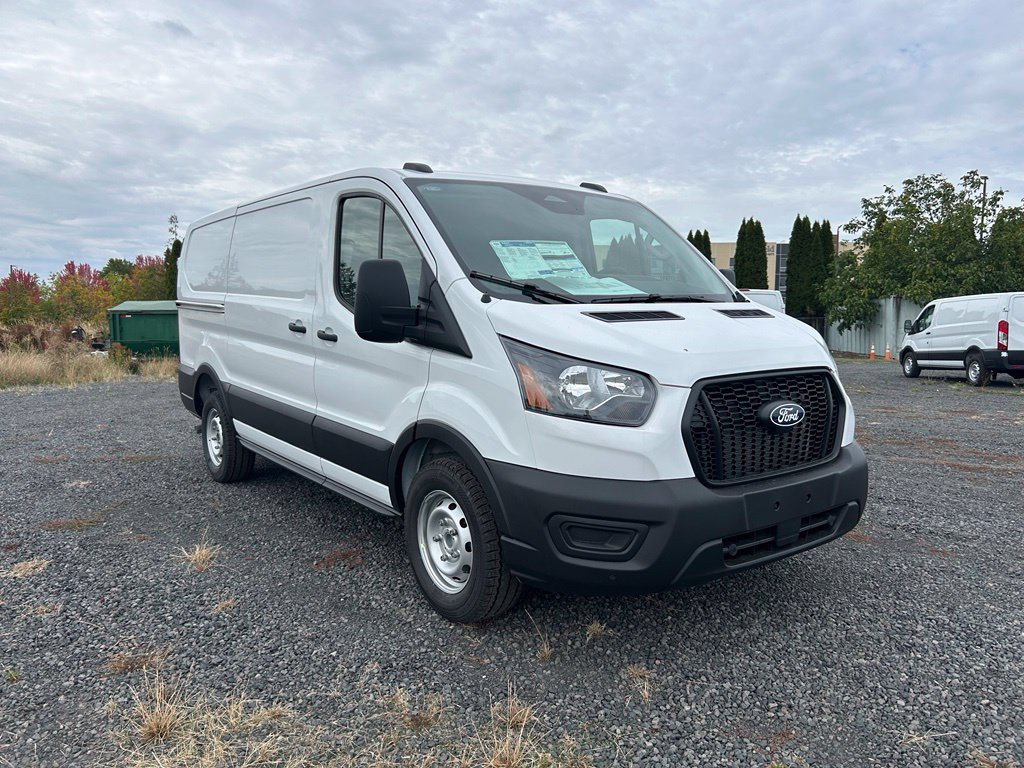 New 2026 Ford Transit 150 Low Roof w/ Load Area Protection Package RWD image 4