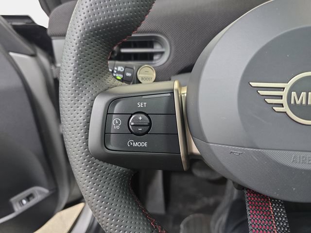 Used 2026 MINI Cooper S FWD image 17