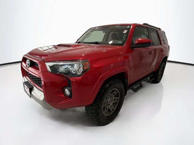 Certified 2019 Toyota 4Runner TRD Off-Road AWD/4WD image 3