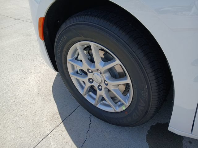 New 2027 Chrysler Pacifica Select FWD image 34