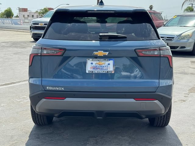 New 2027 Chevrolet Equinox LT FWD image 4