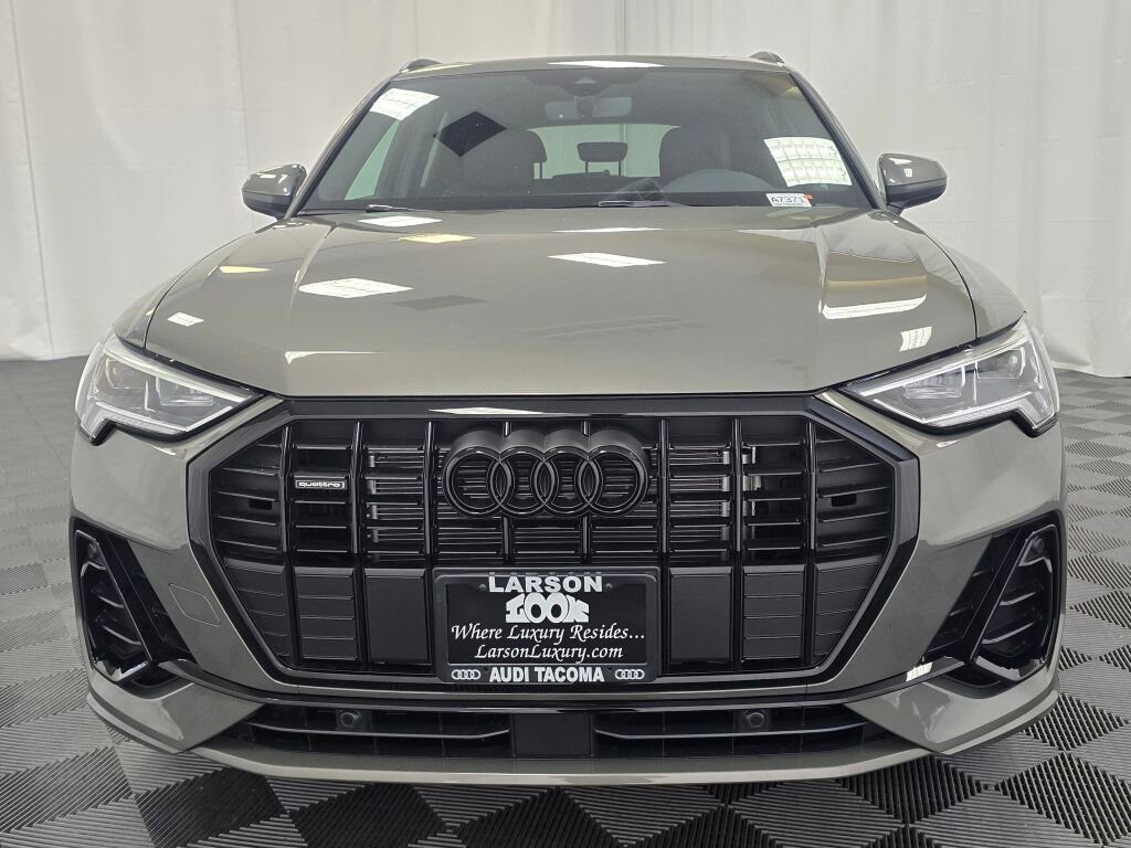 New 2025 Audi Q3 2.0T Premium image 9