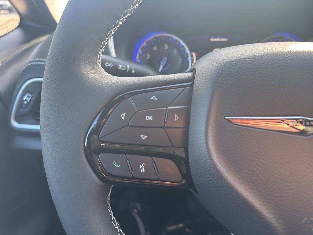 New 2026 Chrysler Pacifica Select w/ S Appearance Package FWD image 12