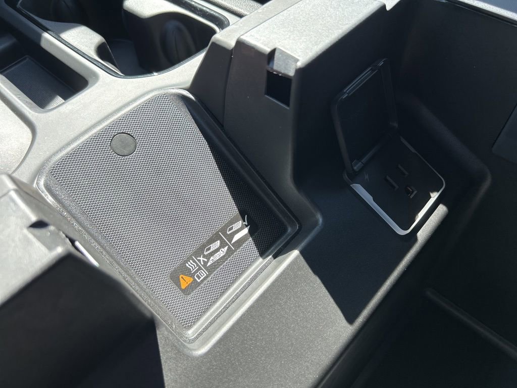 Used 2025 GMC Sierra 1500 AT4 AWD/4WD image 44