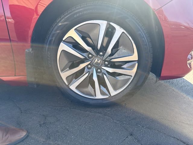 Used 2019 Honda Accord Touring image 10