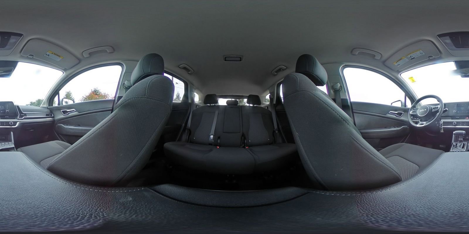 Used 2025 Kia Sportage LX image 41