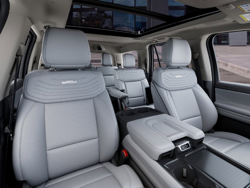 New 2027 Ford Expedition Platinum w/ Platinum Ultimate Package AWD/4WD image 11
