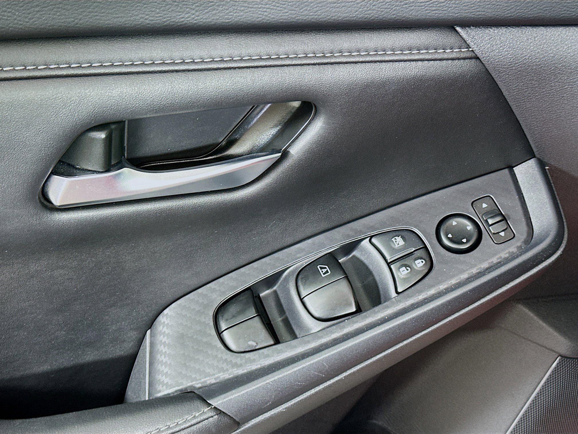 Used 2024 Nissan Sentra SV w/ All-Weather Package image 15