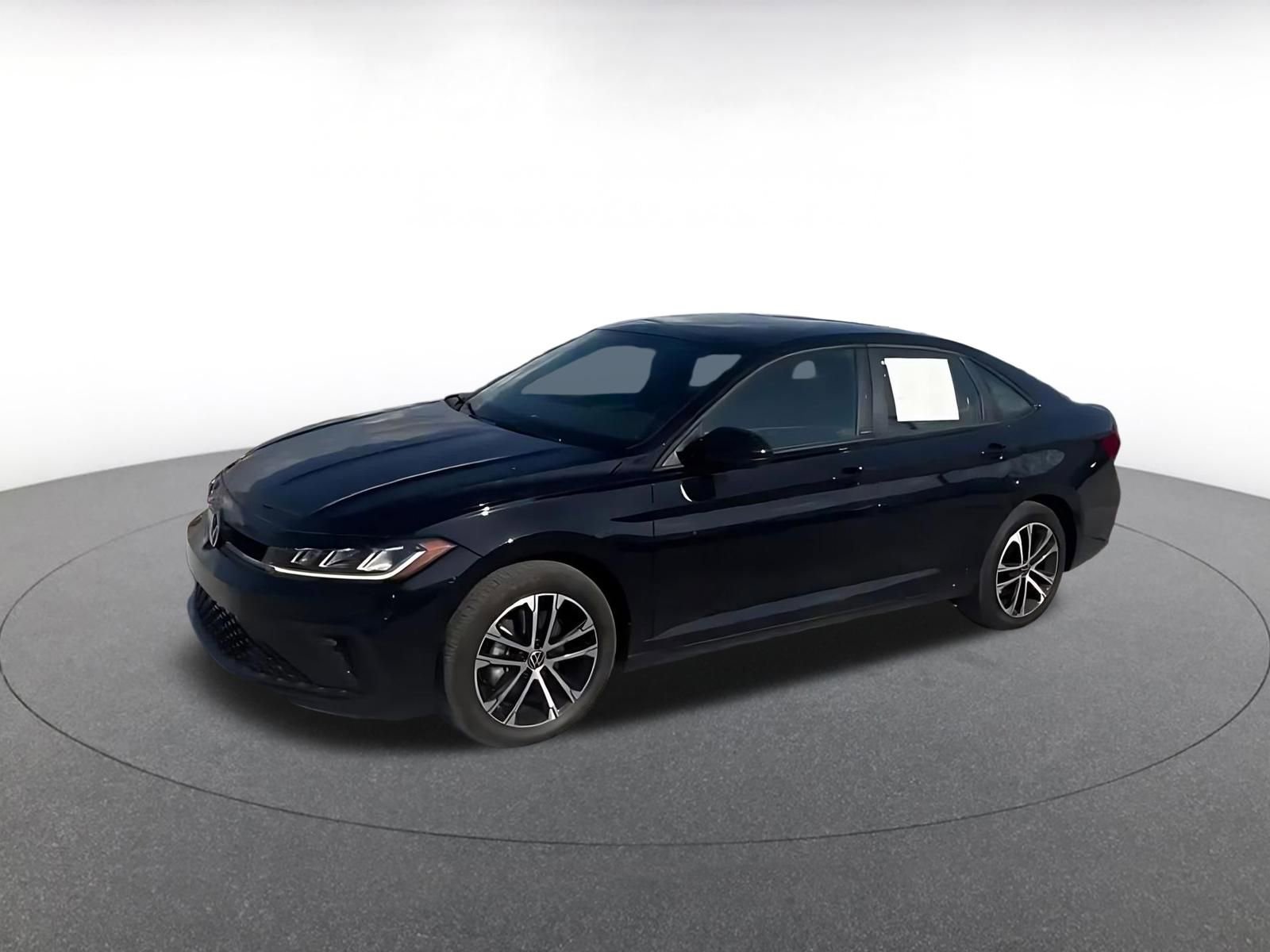 Used 2025 Volkswagen Jetta Sport image 8