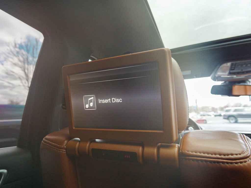 Used 2014 Jeep Grand Cherokee SRT w/ Trailer Tow Group IV image 18