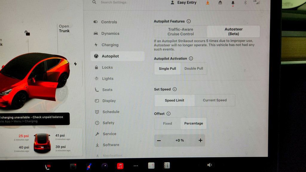 Used 2025 Tesla Model Y Long Range image 16