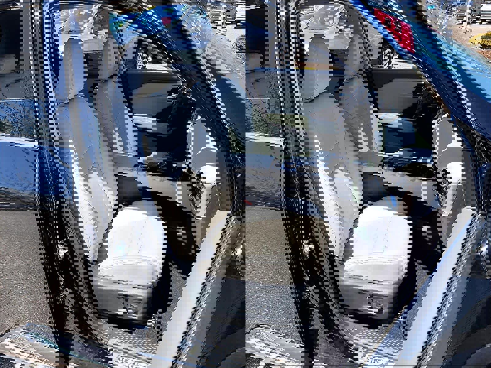 Certified 2023 Nissan Rogue SL w/ SL Premium Package AWD/4WD image 11