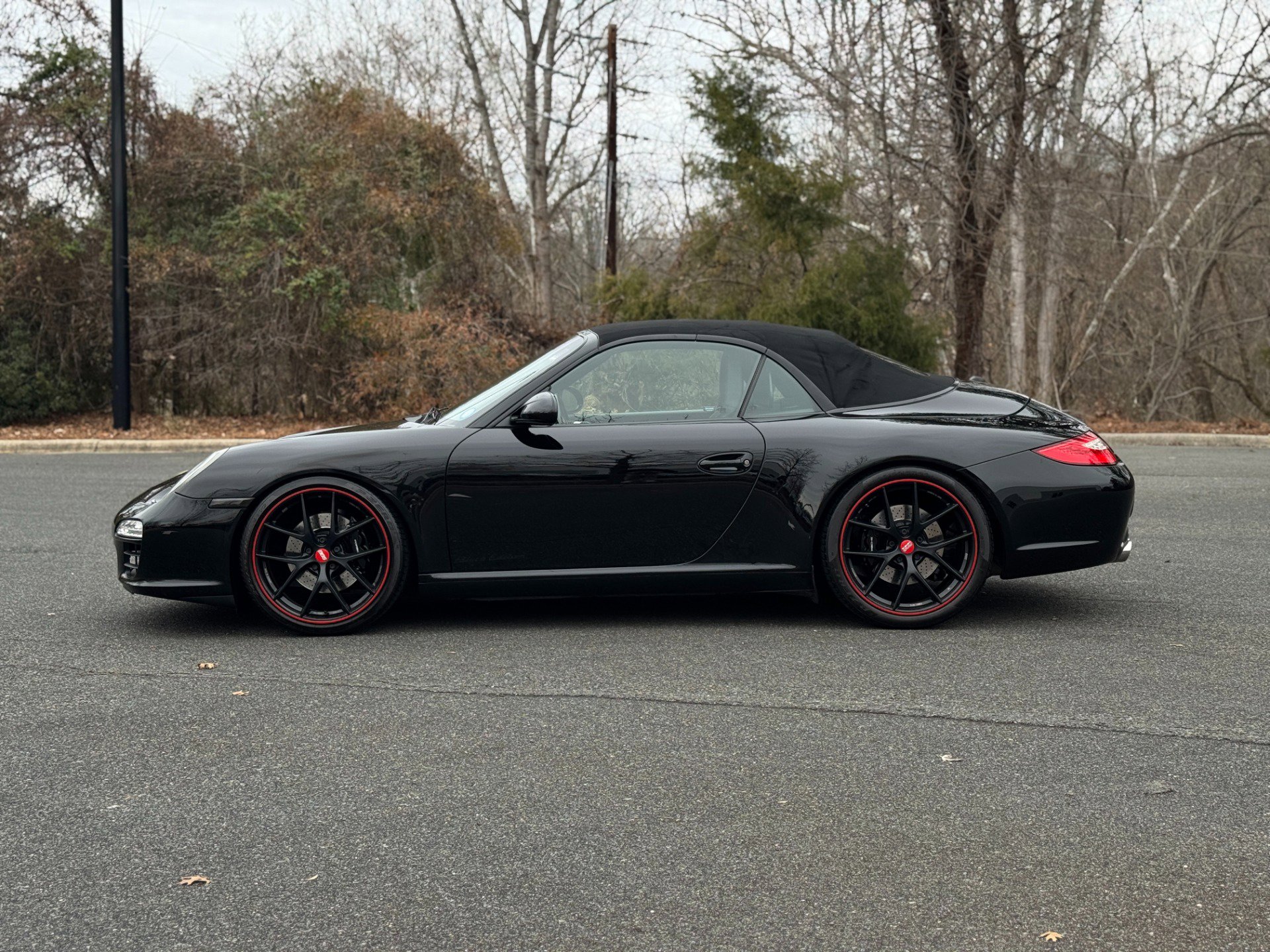 Used 2012 Porsche 911 Carrera Black Edition image 6