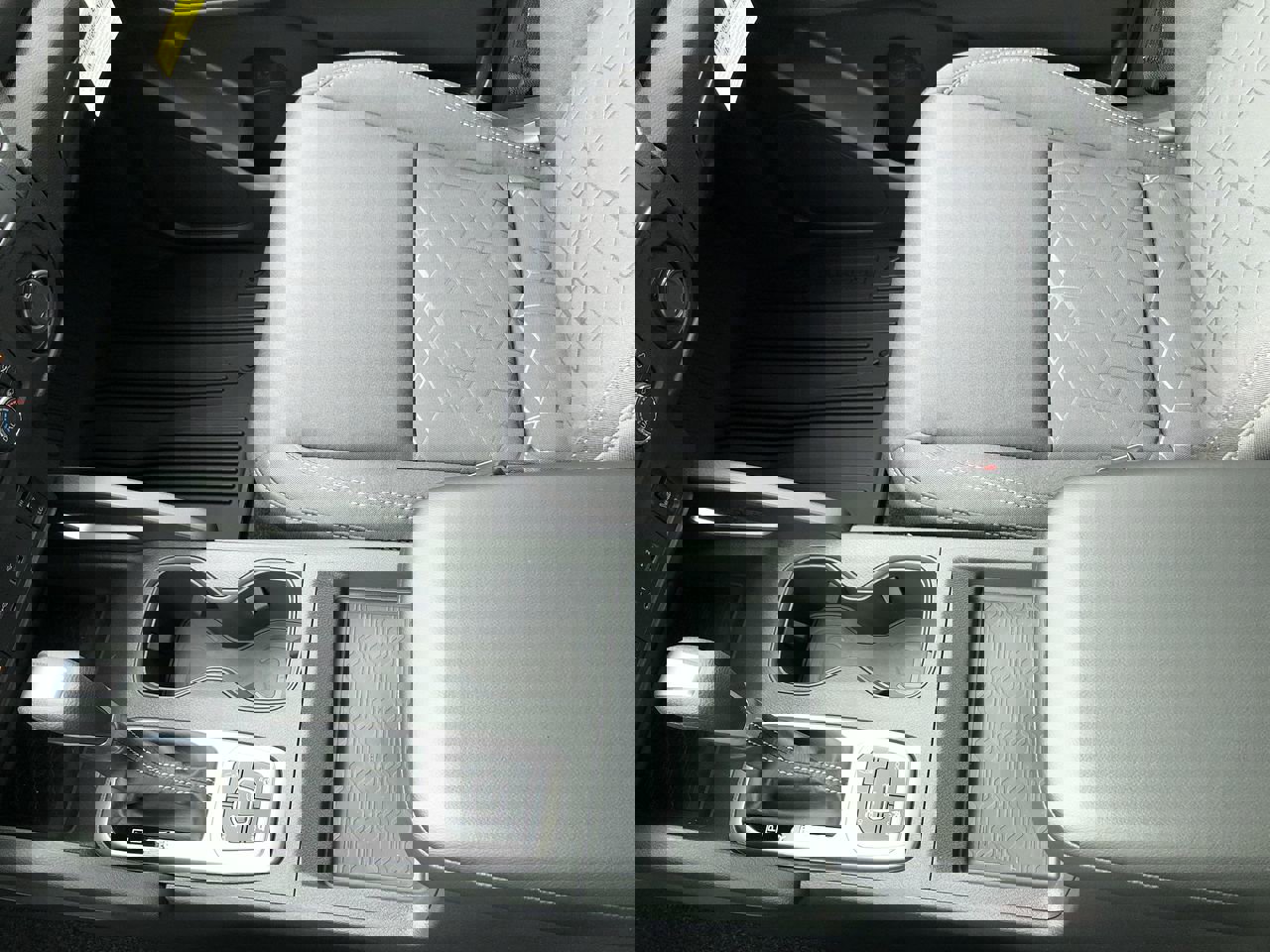 New 2026 Nissan Frontier SV w/ All-Weather Content Package image 25