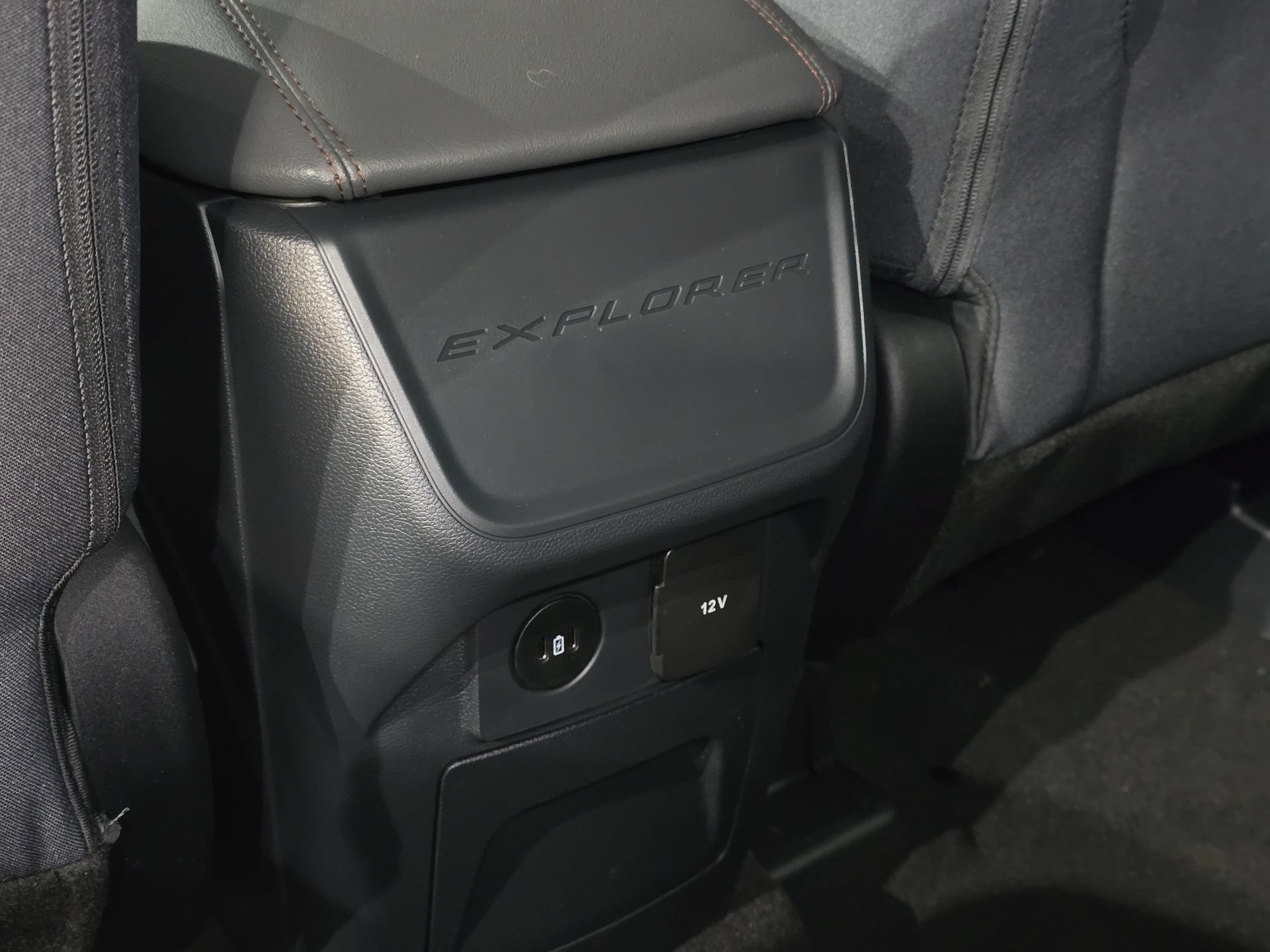 New 2026 Ford Explorer Active AWD/4WD image 37
