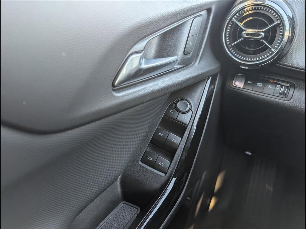 Used 2025 Chevrolet Equinox LT w/ Convenience Package II image 18