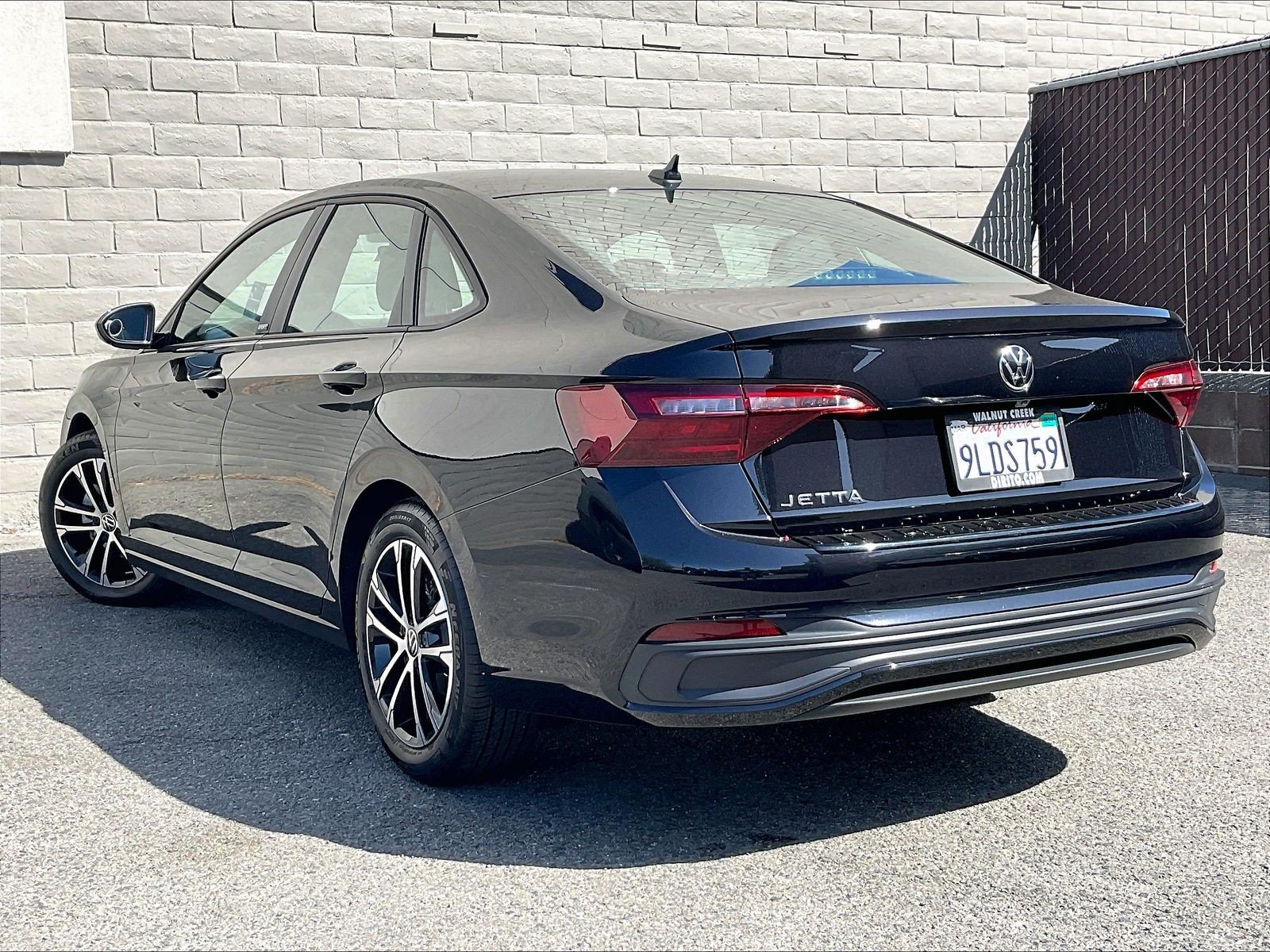 Certified 2024 Volkswagen Jetta Sport FWD image 10