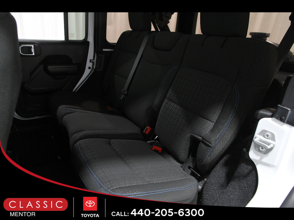 Used 2021 Jeep Wrangler Willys image 19