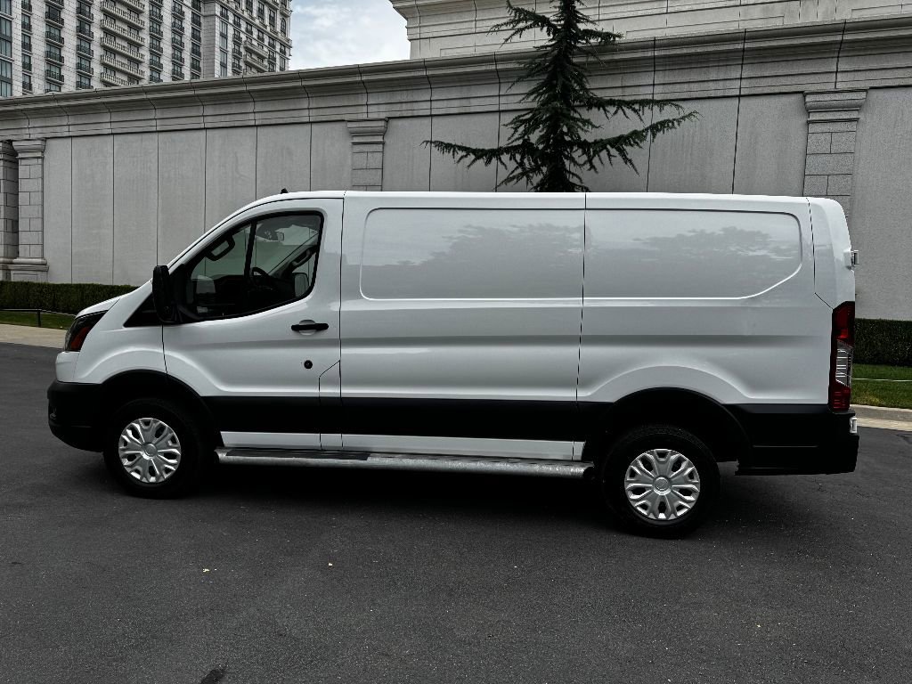 Used 2023 Ford Transit 250 Low Roof w/ Exterior Upgrade Package image 10