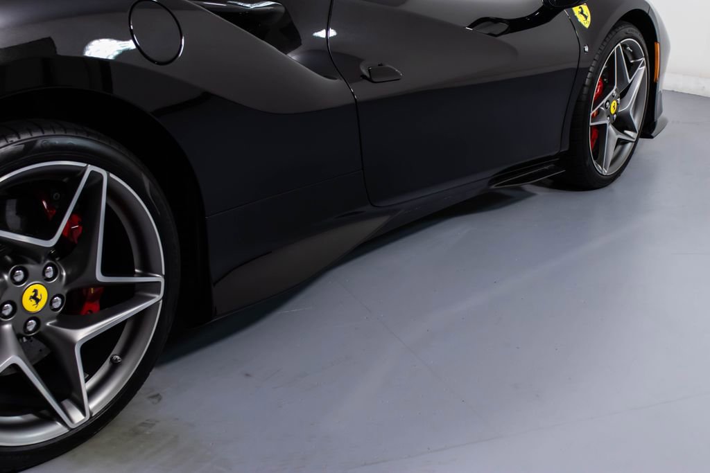 Certified 2022 Ferrari F8 Tributo image 20