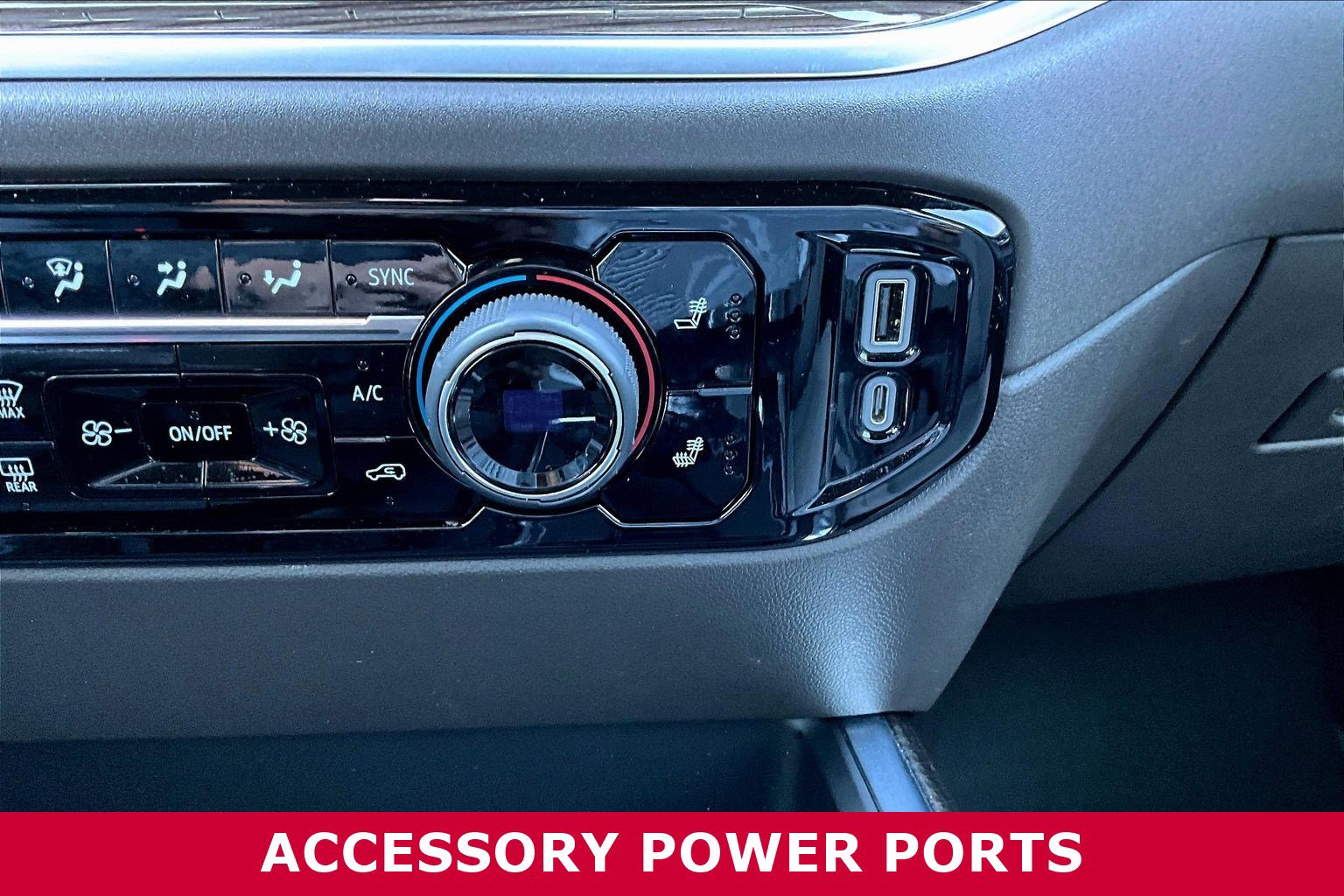 Used 2022 Chevrolet Silverado 1500 RST AWD/4WD image 17