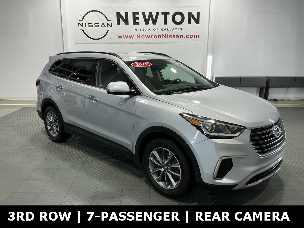 Used 2019 Hyundai Santa Fe XL SE image 1