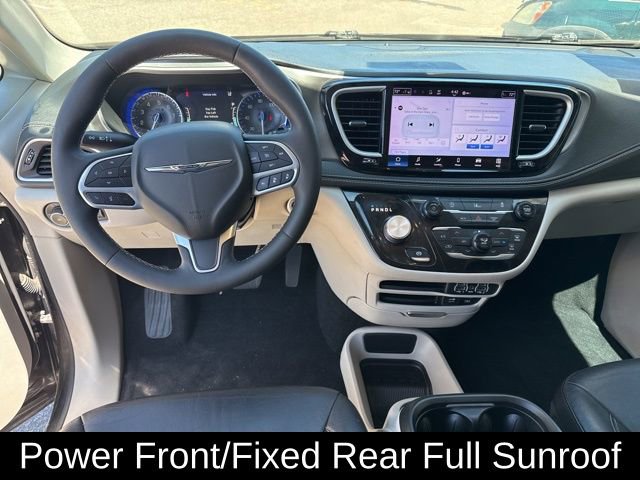 Used 2022 Chrysler Pacifica Touring-L AWD/4WD image 18