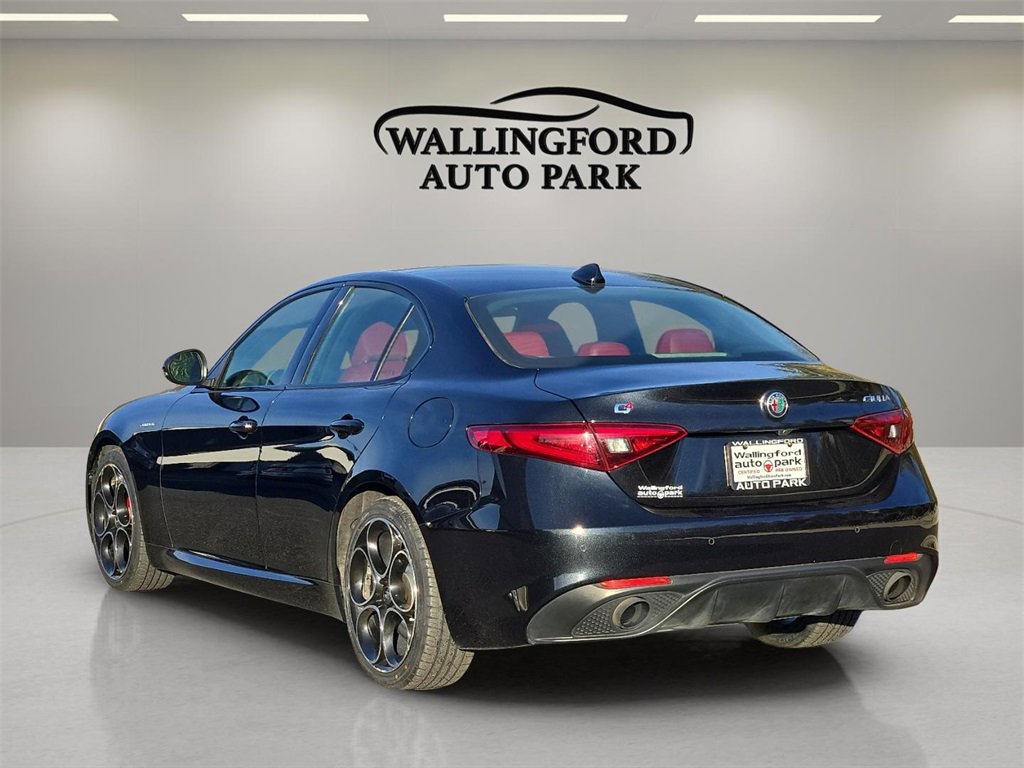 Used 2022 Alfa Romeo Giulia Veloce image 6
