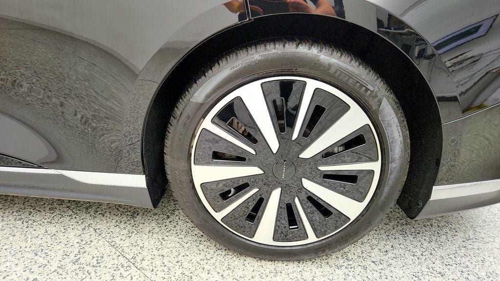 Used 2023 Lucid Air Pure AWD/4WD image 9