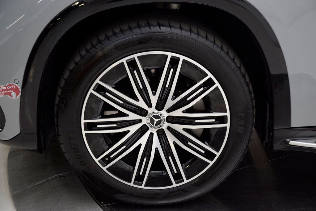 Certified 2023 Mercedes-Benz EQS 580 4MATIC SUV image 12
