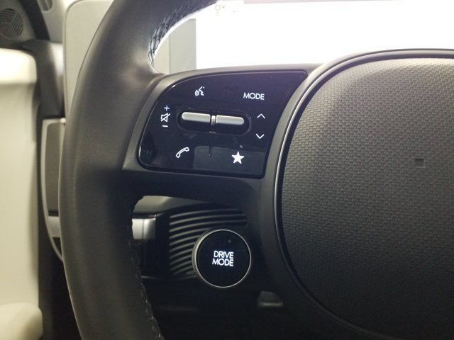 Certified 2024 Hyundai Ioniq 5 SE RWD image 4