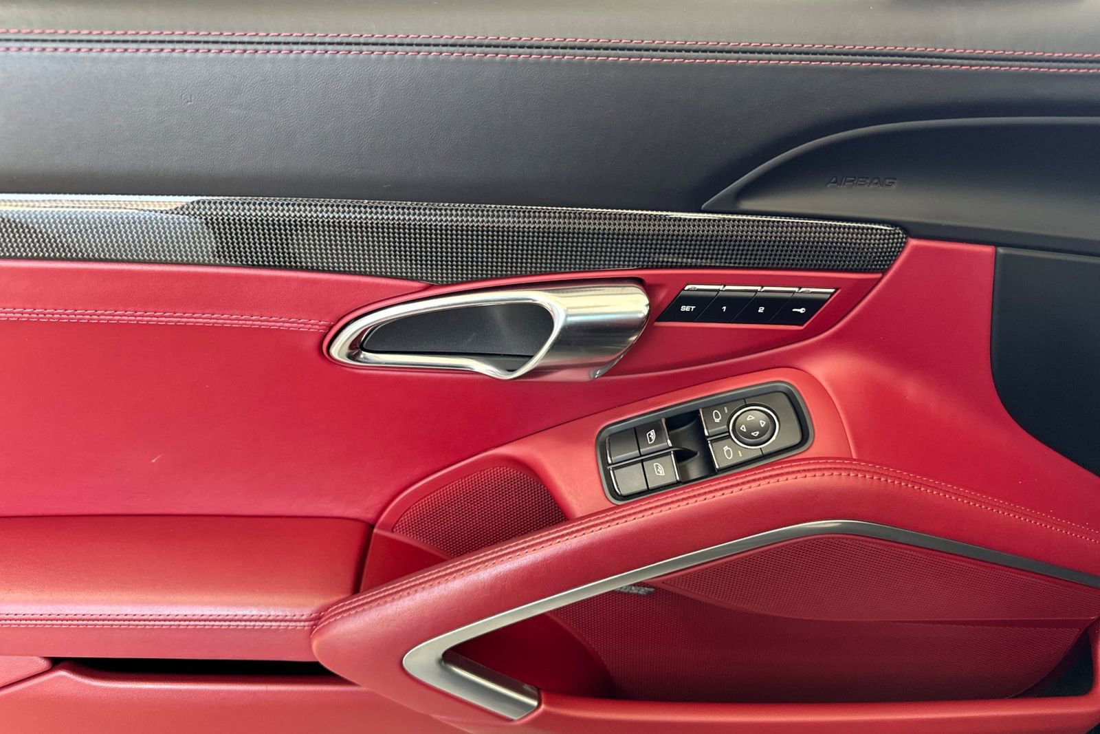 Used 2017 Porsche 911 Targa 4 GTS image 13