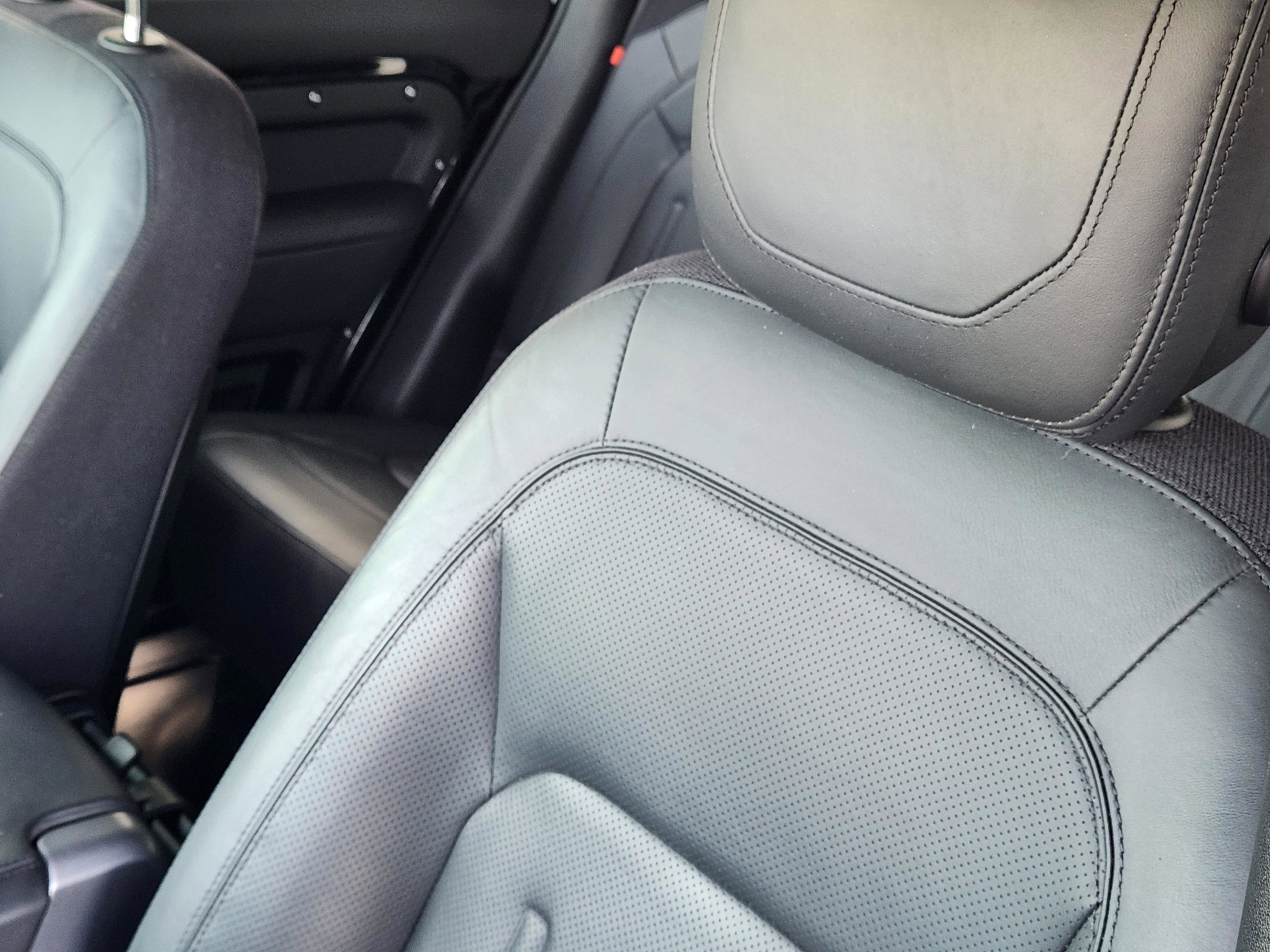 Used 2020 Land Rover Defender 110 X image 13