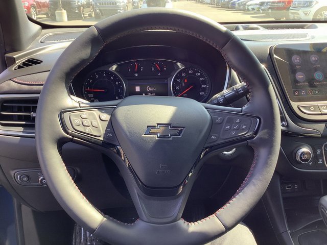 Used 2022 Chevrolet Equinox RS w/ RS Leather Package image 11