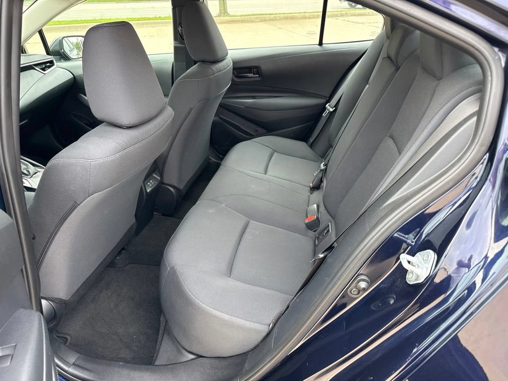 Used 2023 Toyota Corolla LE w/ Carpet Mat Package (TMS) FWD image 15