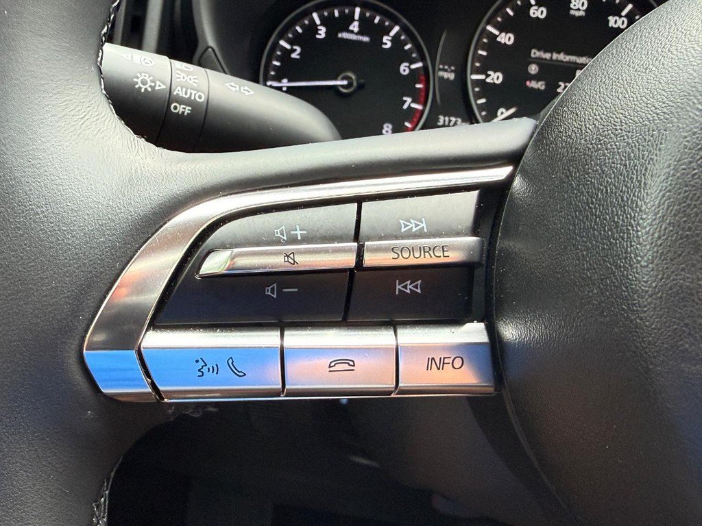 Used 2025 MAZDA CX-50 AWD 2.5 Turbo w/ Premium Pkg image 17