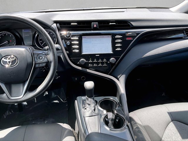Used 2020 Toyota Camry LE FWD image 8