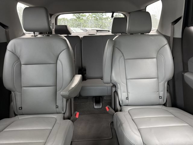 Used 2018 Chevrolet Traverse LT FWD image 31