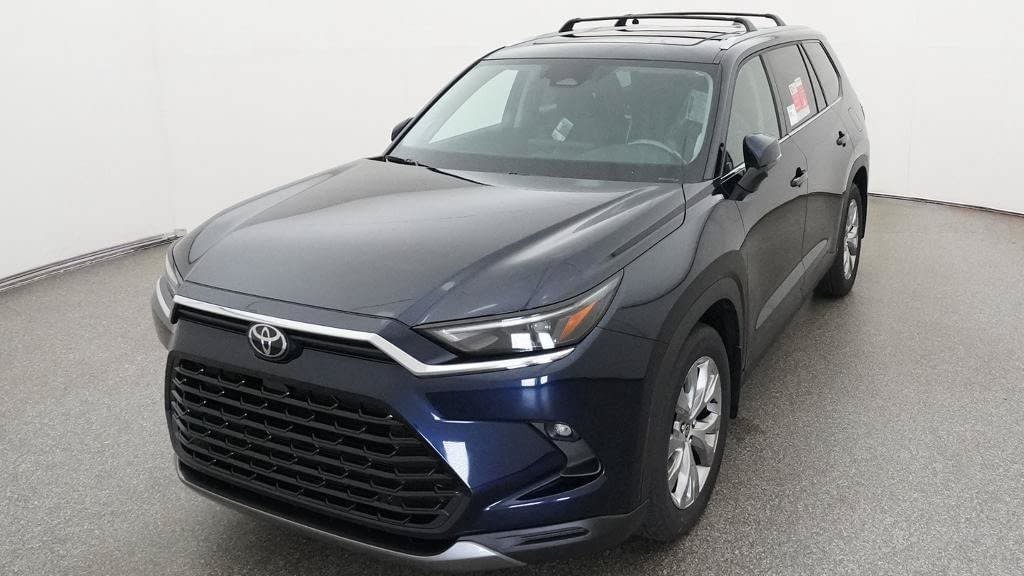 New 2026 Toyota Grand Highlander AWD Hybrid image 16