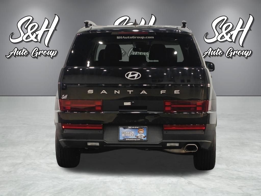 Used 2025 Hyundai Santa Fe SEL FWD image 16