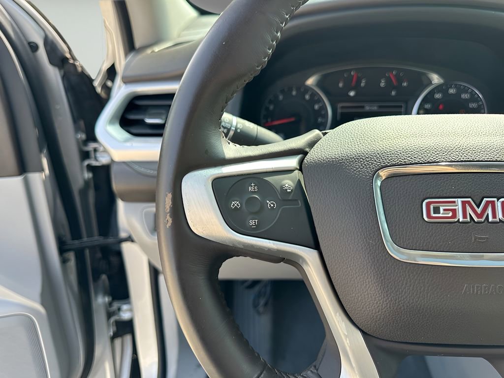 Used 2018 GMC Acadia SLT image 16
